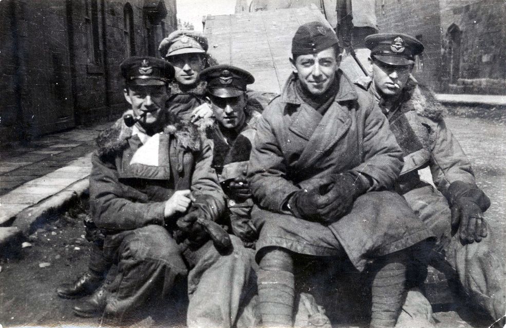 Keith second from right with four other airmen from the Royal Flying Corps, 1917. SLSA: PRG 18/5/12