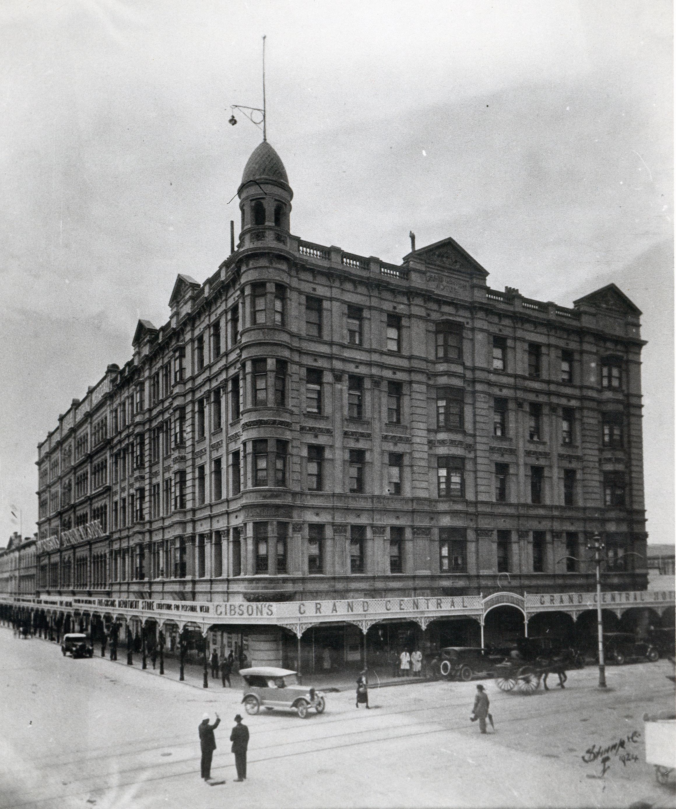 Grand Central Hotel on the southeast corner of Rundle Street and Pulteney Street. SLSA: B 13016