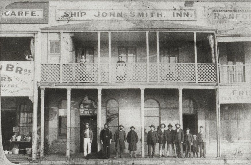 The Ship Inn on North Parade taken approximately 1884-1886. SLSA: B 28982