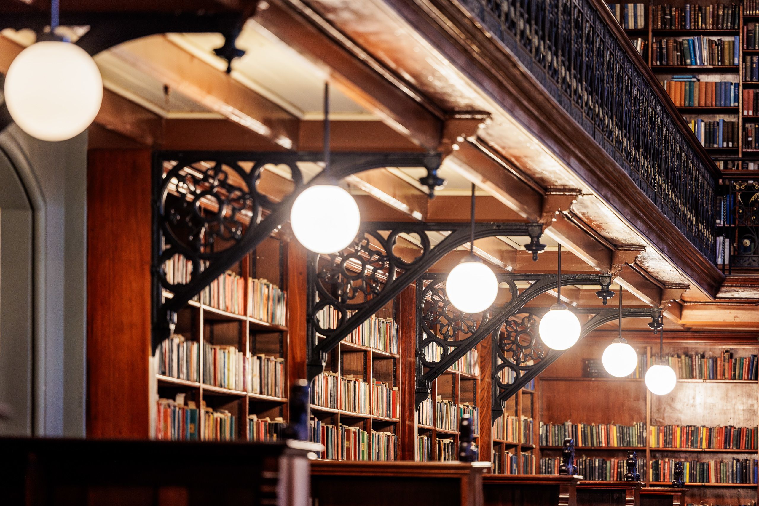 Details of the lights on the first floor of the Chamber.